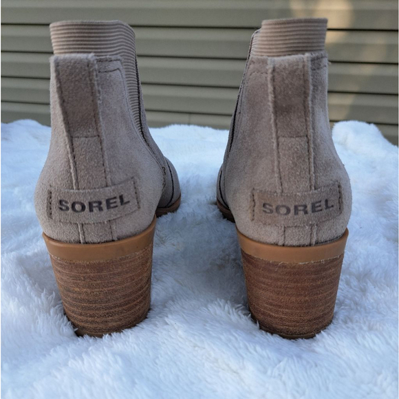 Sorel Leather Ankle Chelsea Boots Size 7.5. Tan color - Picture 3 of 6